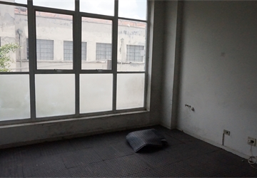 Sala comercial com tima localizao na rua Guarani Bom Retiro